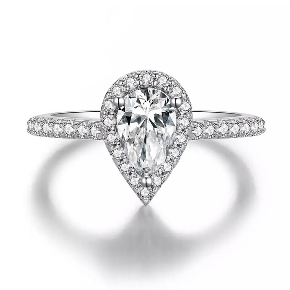 1.5ct Pear Cut Halo Moissanite Diamond Wedding Engagement Ring